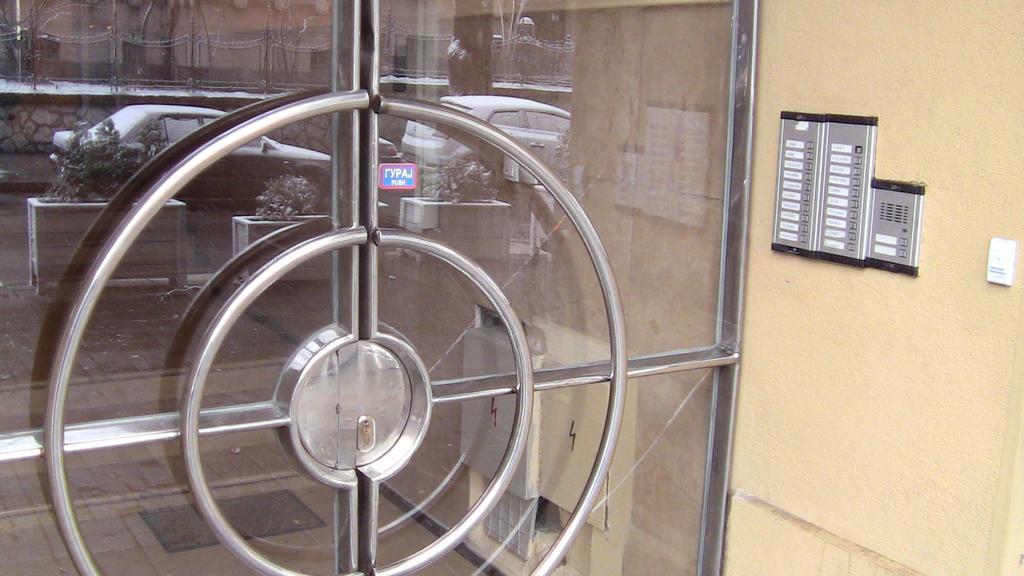 Slavija Square Apartment Cvetni Trg Beograd Eksteriør billede